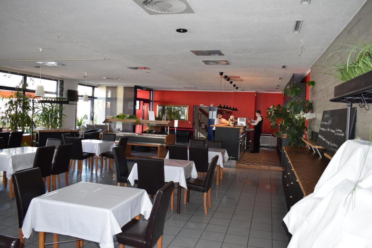 Astral'Inn Leipzig Hotel & Restaurant ภายนอก รูปภาพ