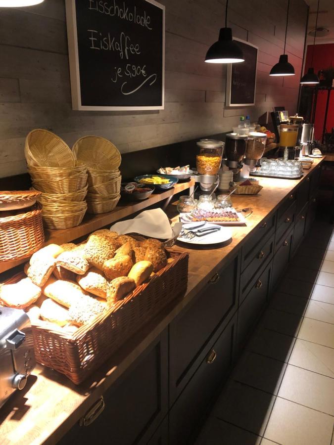 Astral'Inn Leipzig Hotel & Restaurant ภายนอก รูปภาพ